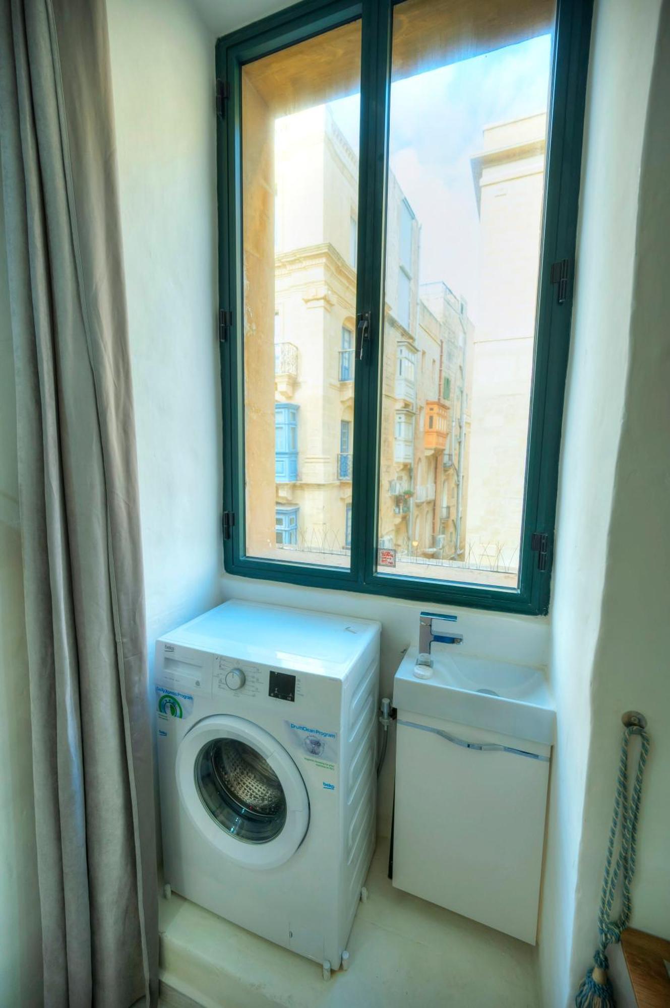 Charming 3 Storey Apartment In Valletta Centre, Ngri1-1 Exteriér fotografie